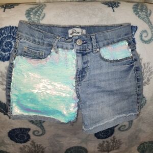 Girls gently used Jean shorts